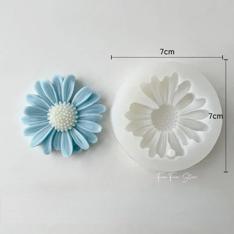 Silicone Daisy Candle Mould